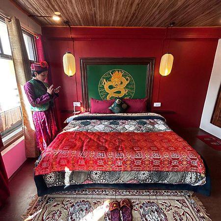 Kyelang Times Hostel Екстериор снимка