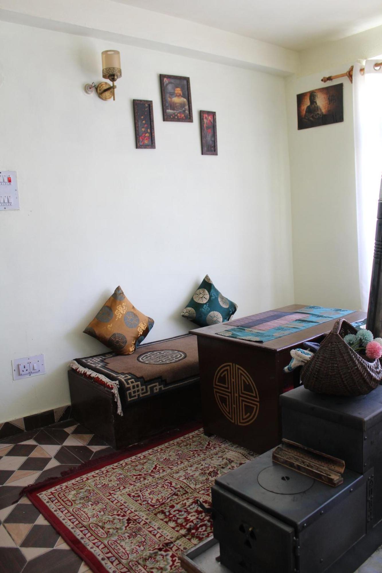 Kyelang Times Hostel Екстериор снимка