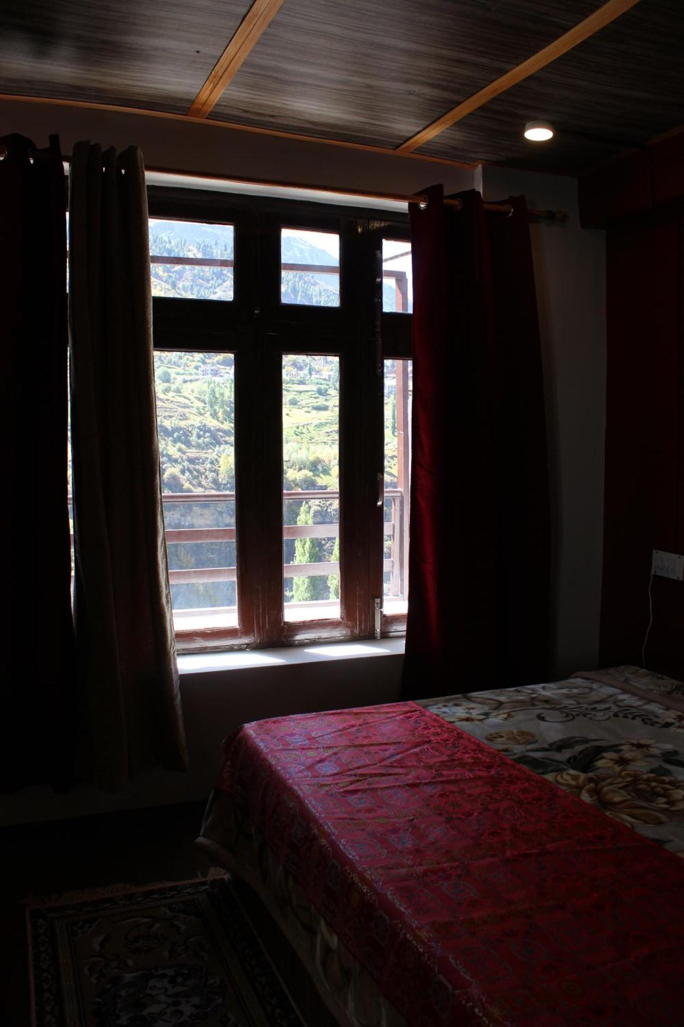 Kyelang Times Hostel Стая снимка