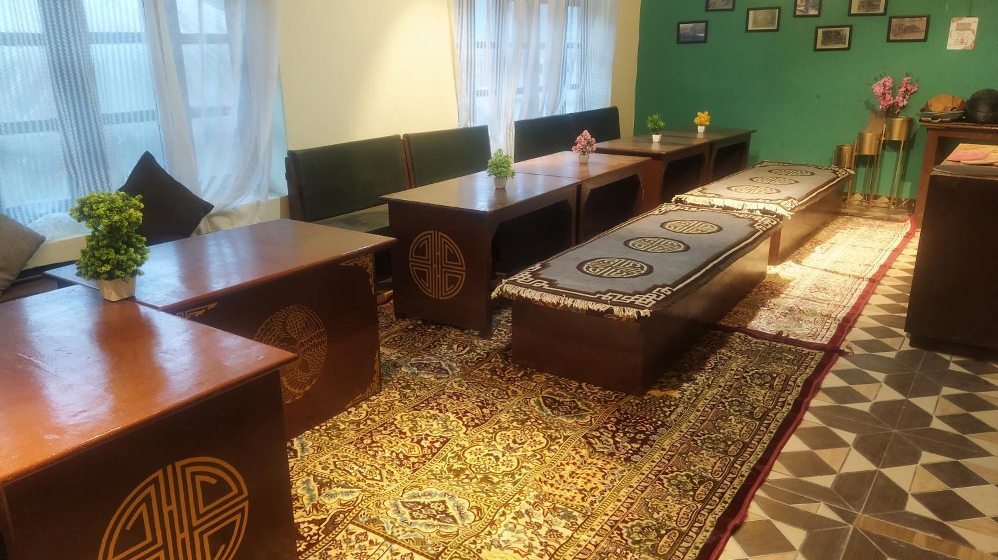Kyelang Times Hostel Екстериор снимка