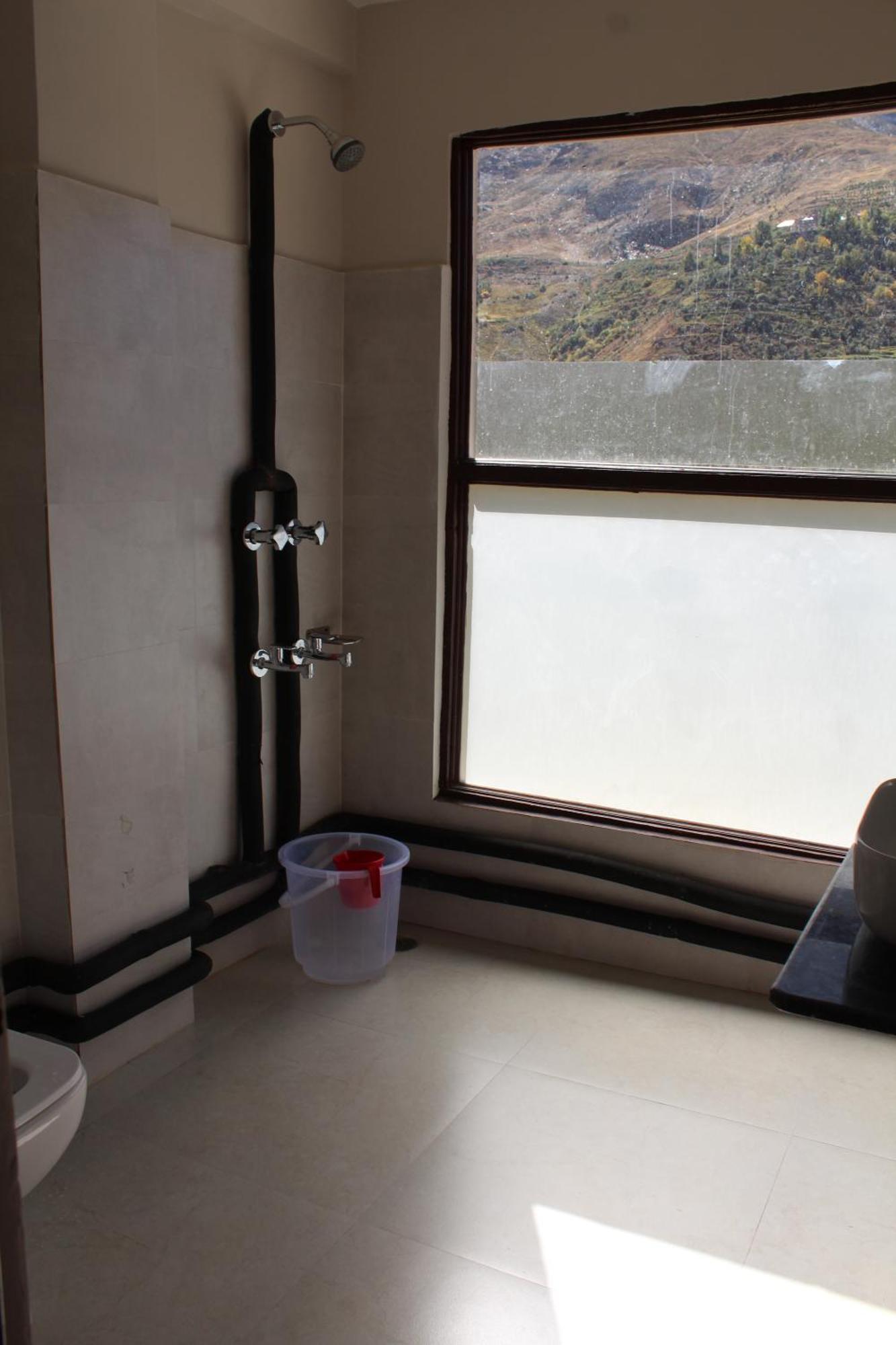 Kyelang Times Hostel Екстериор снимка
